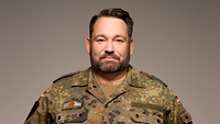 Ein Soldat im Porträt